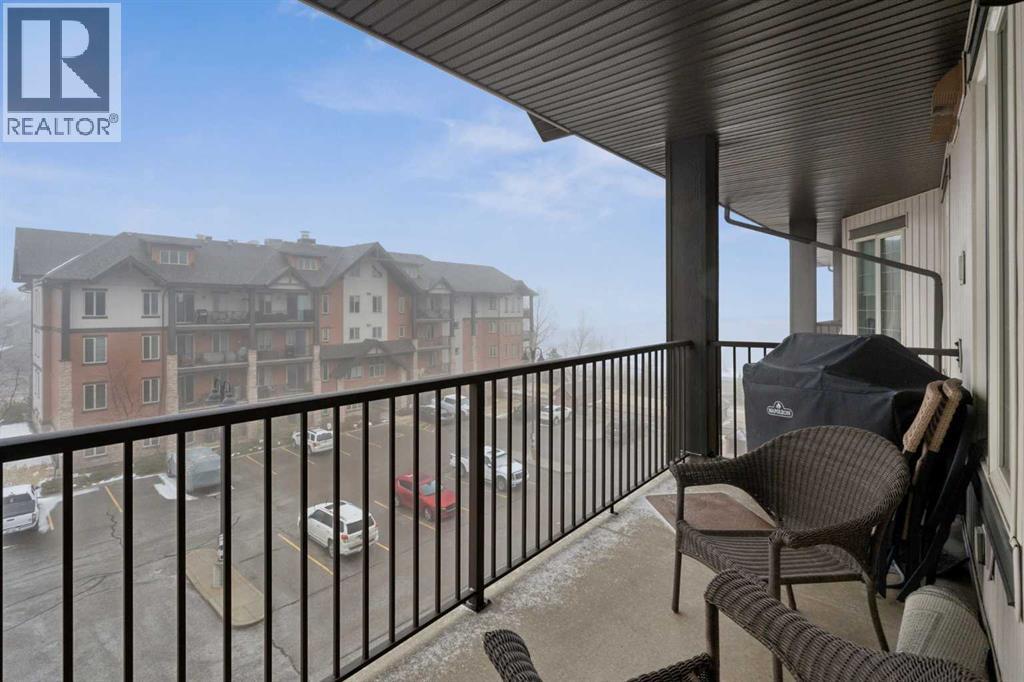 2410, 15 Sunset Square, Cochrane, Alberta  T4C 0E7 - Photo 28 - A2299808