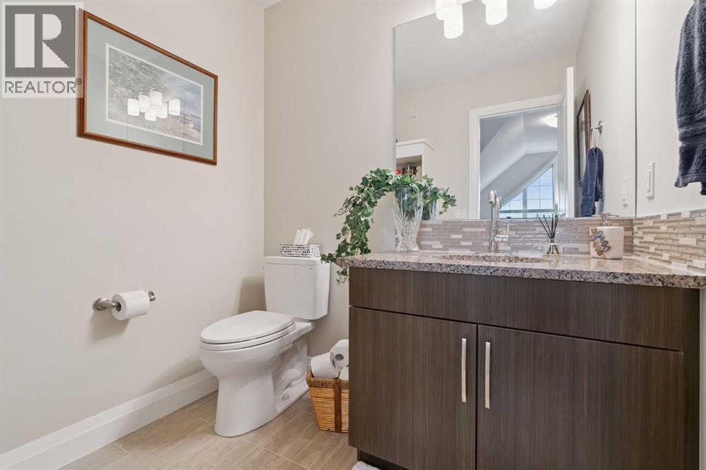 2410, 15 Sunset Square, Cochrane, Alberta  T4C 0E7 - Photo 21 - A2299808