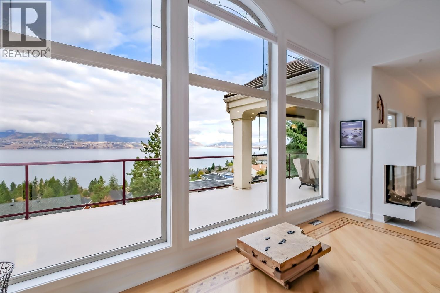 378 Okaview Road Kelowna Photo 11