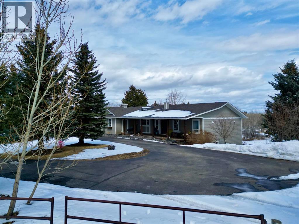 260048 Bearspaw Road, Rural Rocky View County, Alberta  T3R 1H4 - Photo 2 - A2300152
