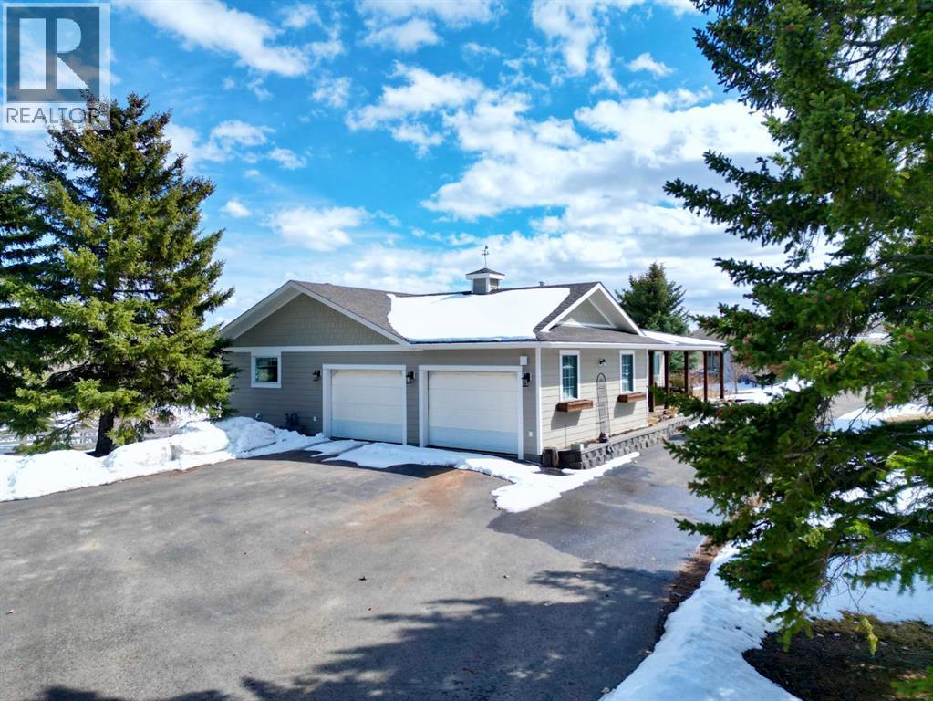 260048 Bearspaw Road, Rural Rocky View County, Alberta  T3R 1H4 - Photo 3 - A2300152