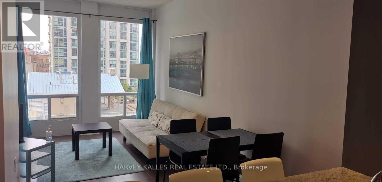 1603 - 85 Bloor Street E, Toronto, Ontario  M4W 3Y1 - Photo 2 - C12518724