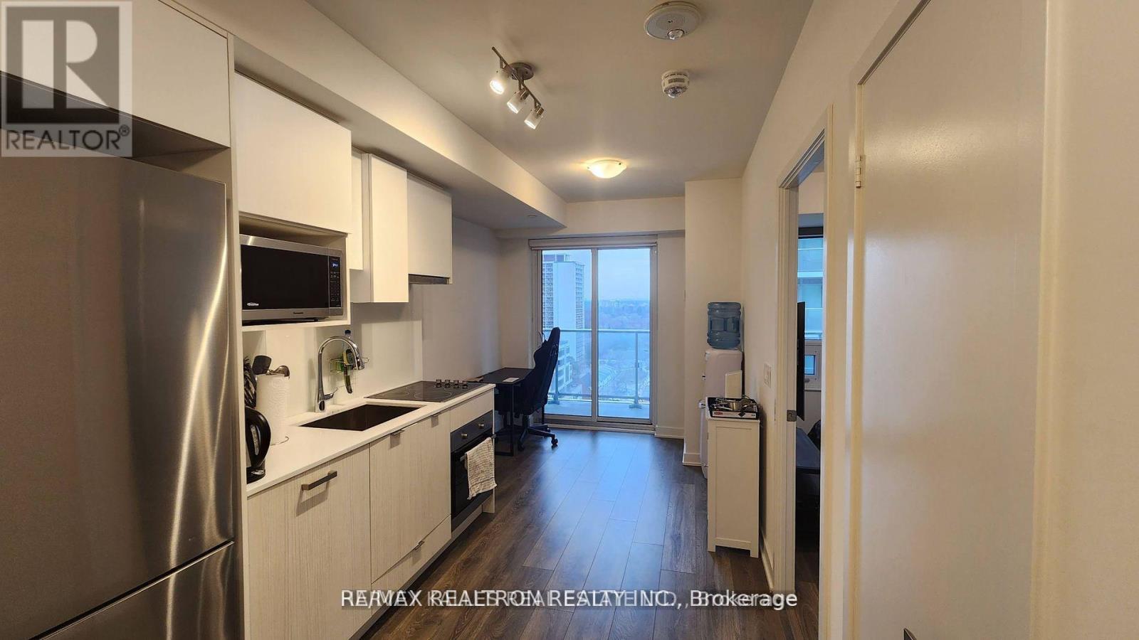 1413 - 195 Redpath Avenue, Toronto, Ontario  M4P 0E4 - Photo 5 - C12807744