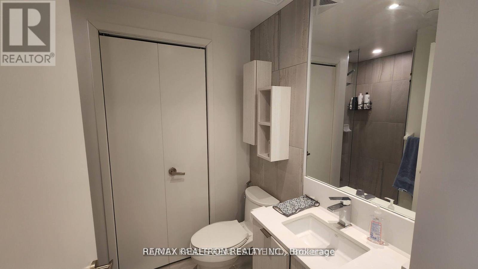 1413 - 195 Redpath Avenue, Toronto, Ontario  M4P 0E4 - Photo 14 - C12807744