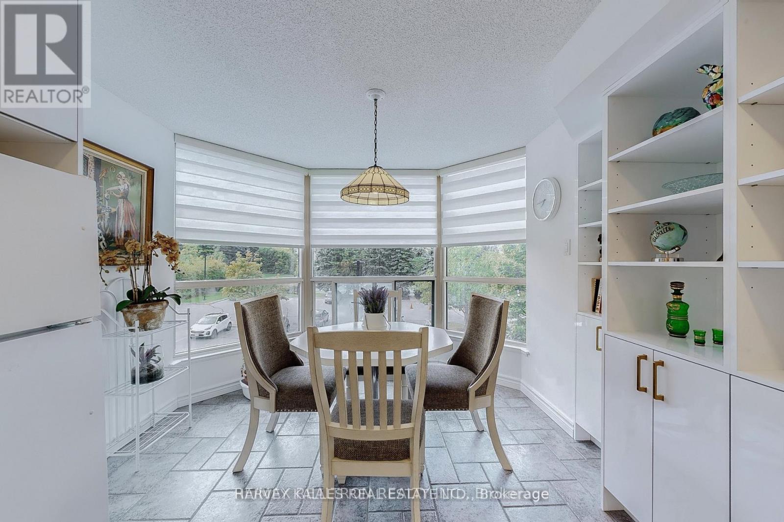 311 - 7300 Yonge Street, Vaughan, Ontario  L4J 7Y5 - Photo 10 - N12961990