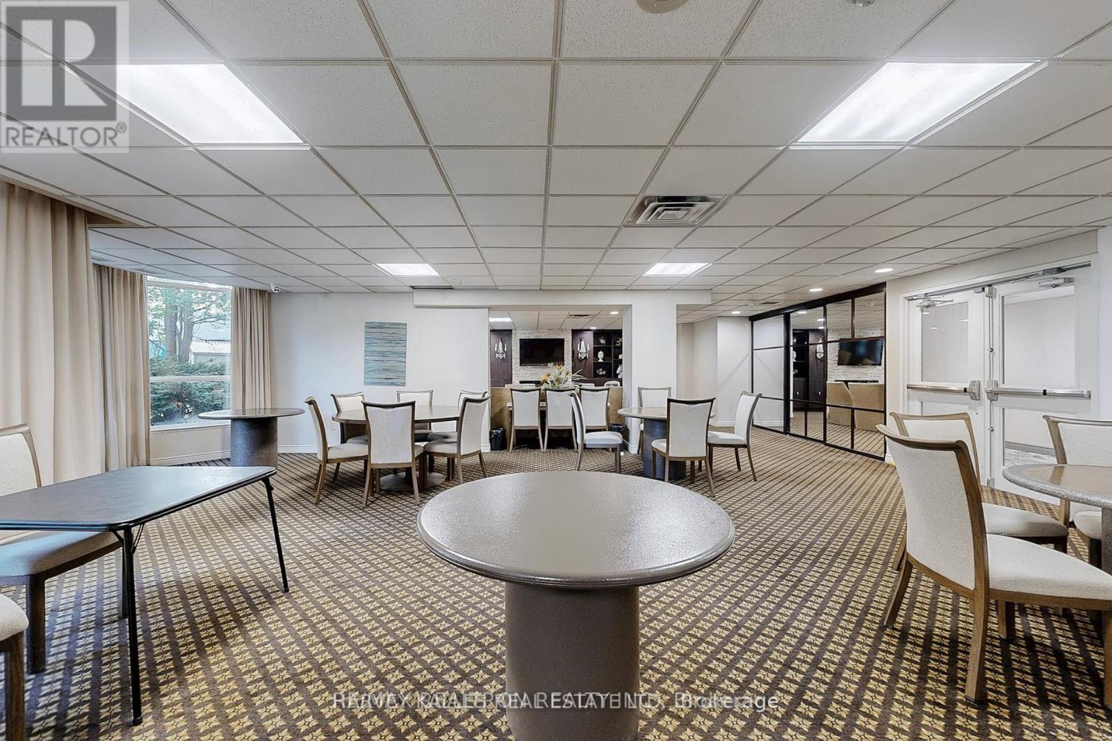 311 - 7300 Yonge Street, Vaughan, Ontario  L4J 7Y5 - Photo 44 - N12961990