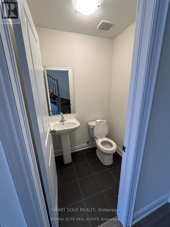 10 Griffith St Street, Aurora, Ontario  L4G 4B1 - Photo 9 - N12977546