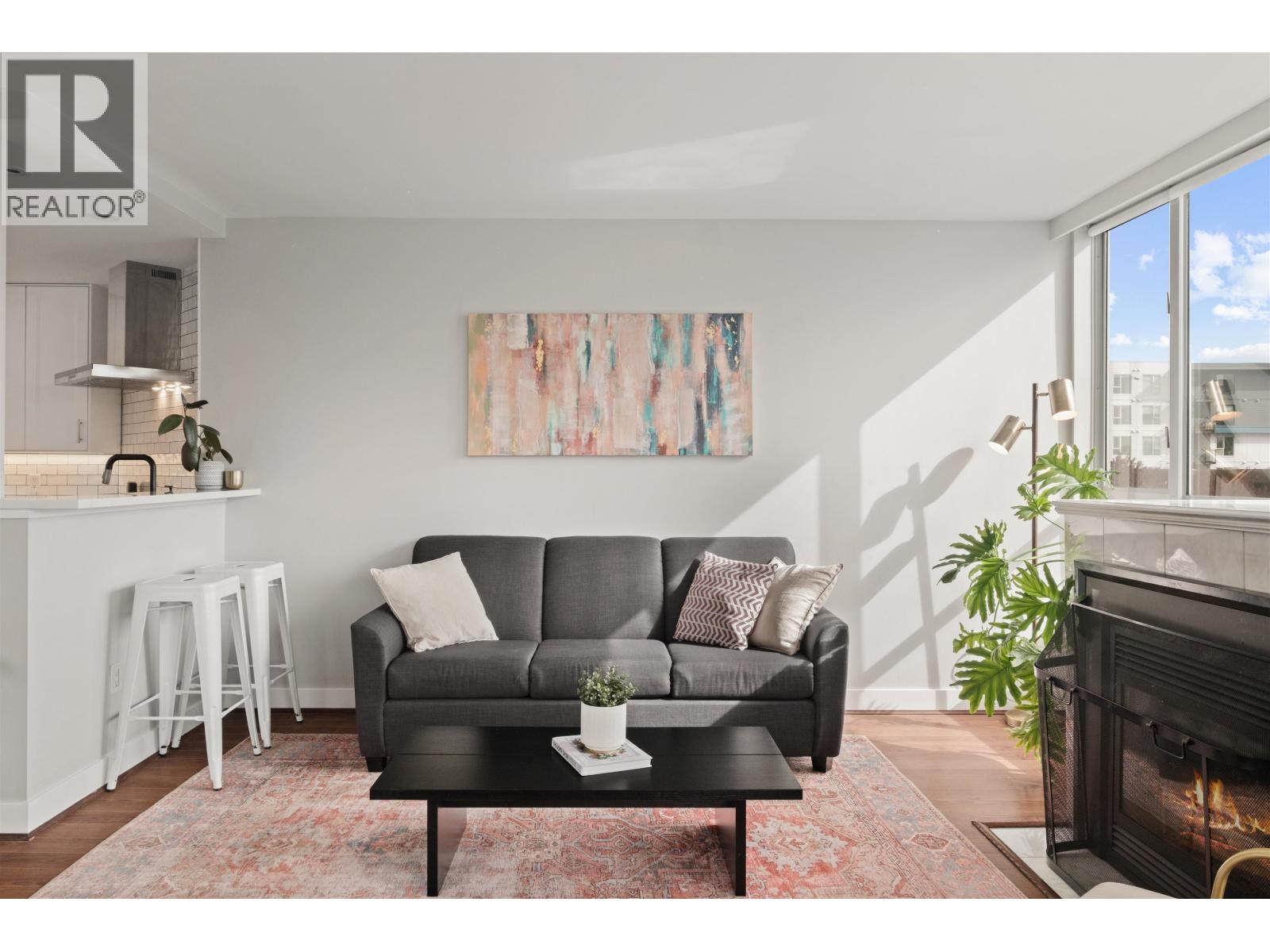 303 408 Lonsdale Avenue, North Vancouver, British Columbia  V7M 2G5 - Photo 10 - R3112467