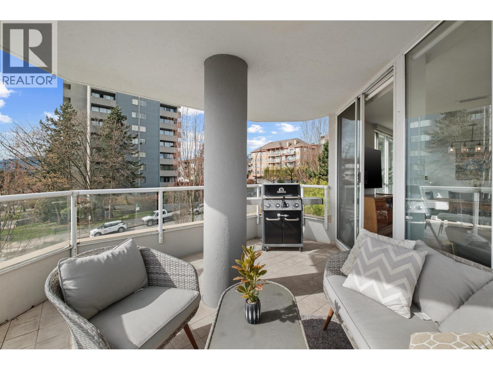 303 408 Lonsdale Avenue, North Vancouver, British Columbia  V7M 2G5 - Photo 16 - R3112467