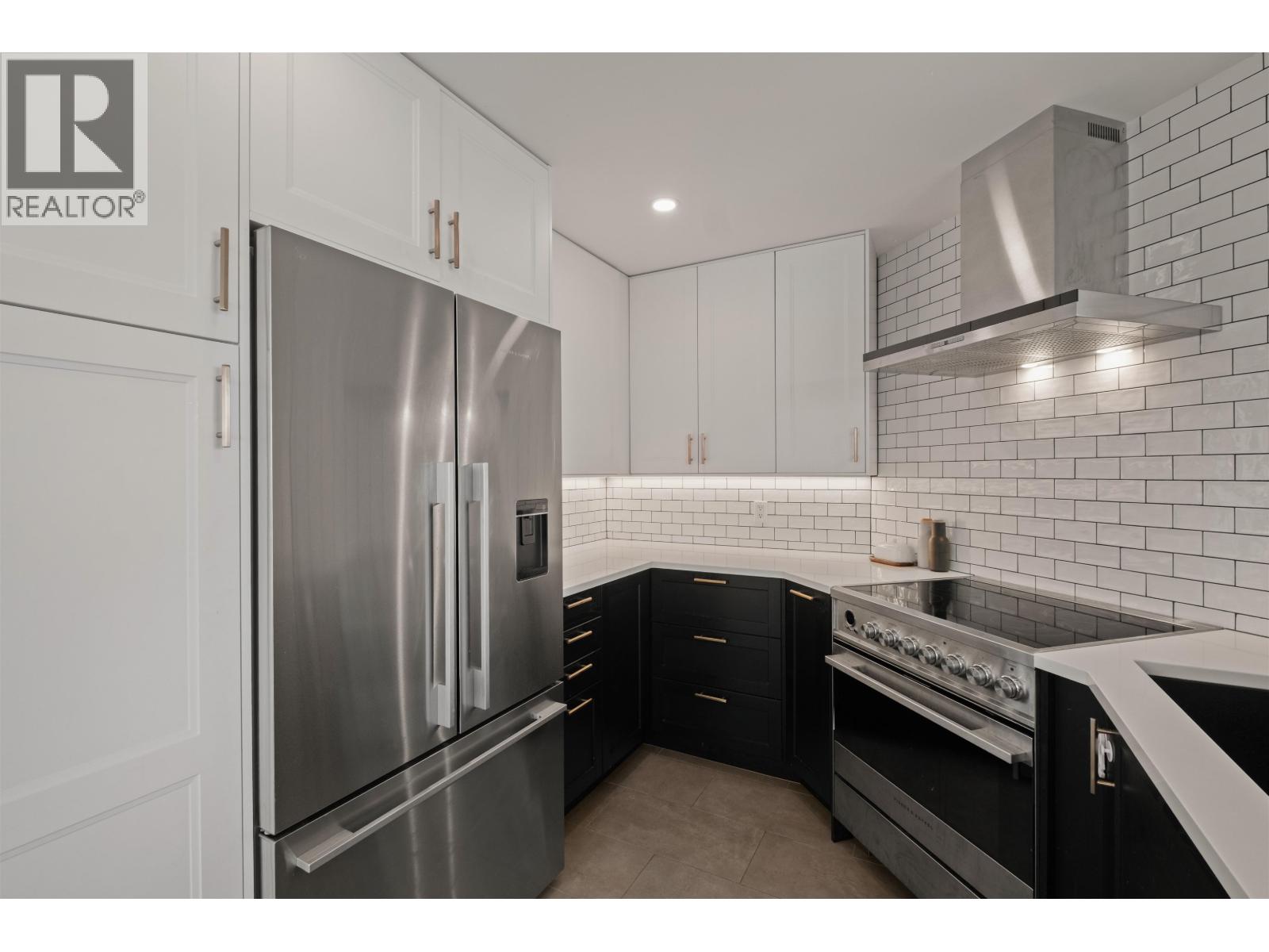 303 408 Lonsdale Avenue, North Vancouver, British Columbia  V7M 2G5 - Photo 22 - R3112467