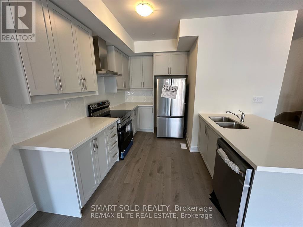 10 Griffith St Street, Aurora, Ontario  L4G 4B1 - Photo 8 - N12977546