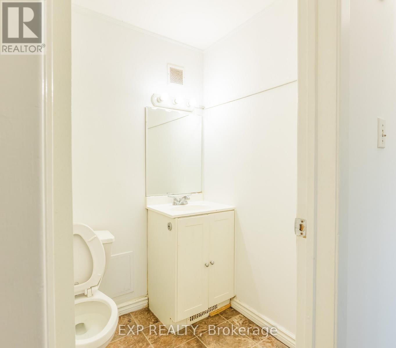 102 - 121 University Avenue E, Waterloo, Ontario  N2J 4J1 - Photo 23 - X12999526