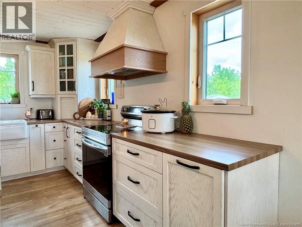 567 Rte 450, Lavillette, New Brunswick  E9G 2P9 - Photo 9 - NB121244