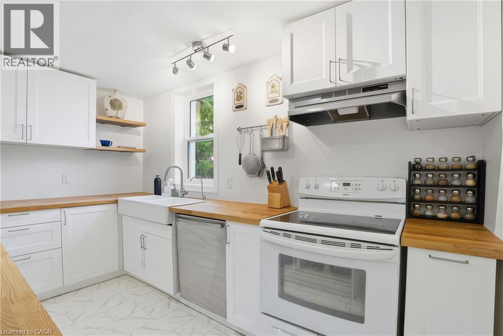 82 Bond Street, Cambridge, Ontario  N1R 4B6 - Photo 8 - 40821392