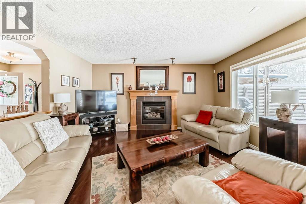 41 Kincora Drive Nw, Calgary, Alberta  T3R 1L2 - Photo 16 - A2296531