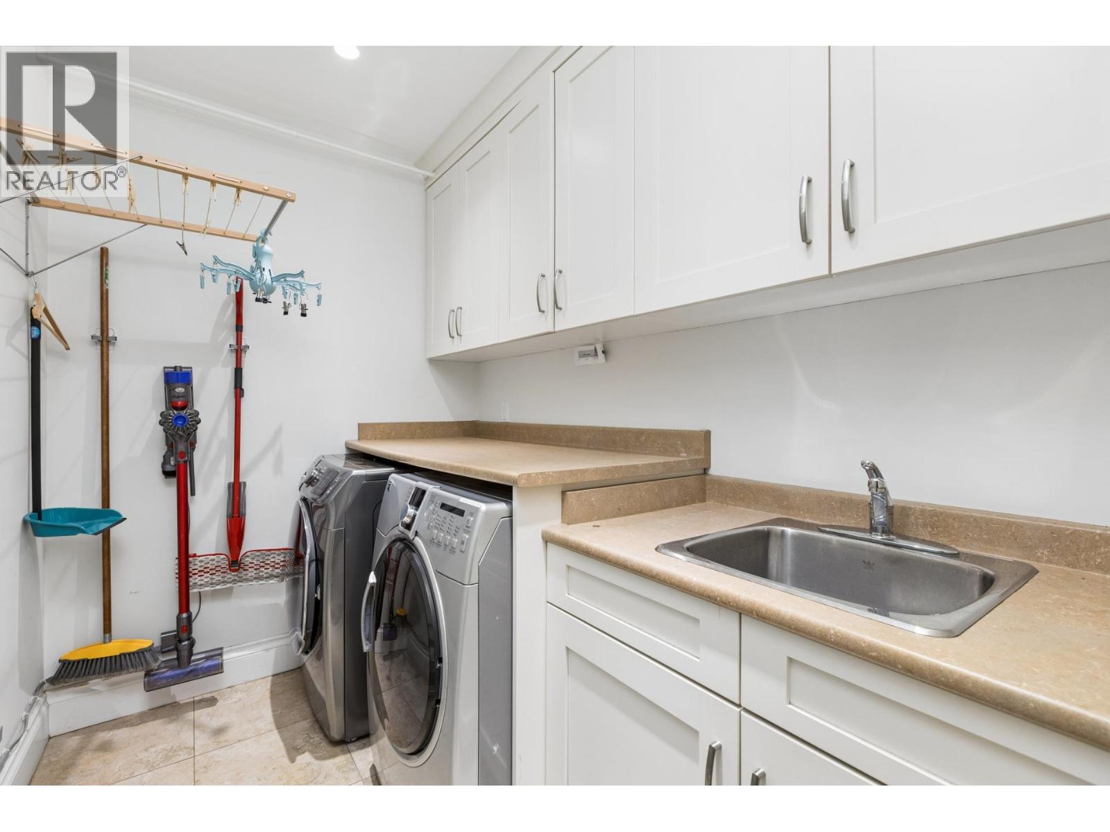 3476 Wellington Crescent, North Vancouver, British Columbia  V7R 3B4 - Photo 23 - R3112440