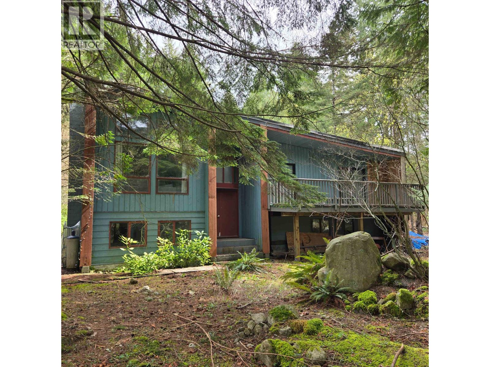 4040 Midnight Way, Squamish, British Columbia  V0N 1H0 - Photo 1 - R3112441