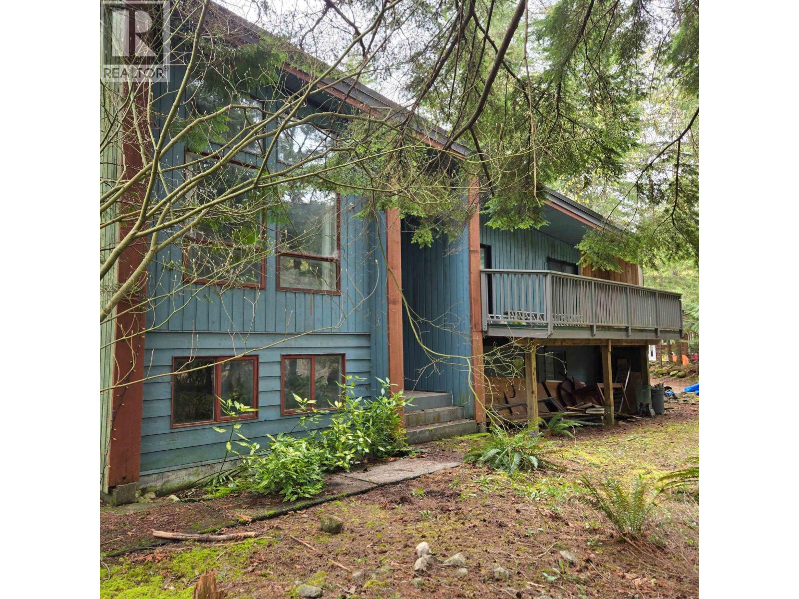 4040 Midnight Way, Squamish, British Columbia  V0N 1H0 - Photo 2 - R3112441