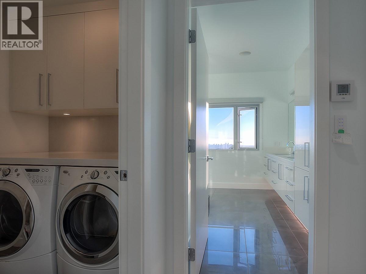 389 N Glynde Avenue, Burnaby, British Columbia  V5B 1H1 - Photo 29 - R3112459