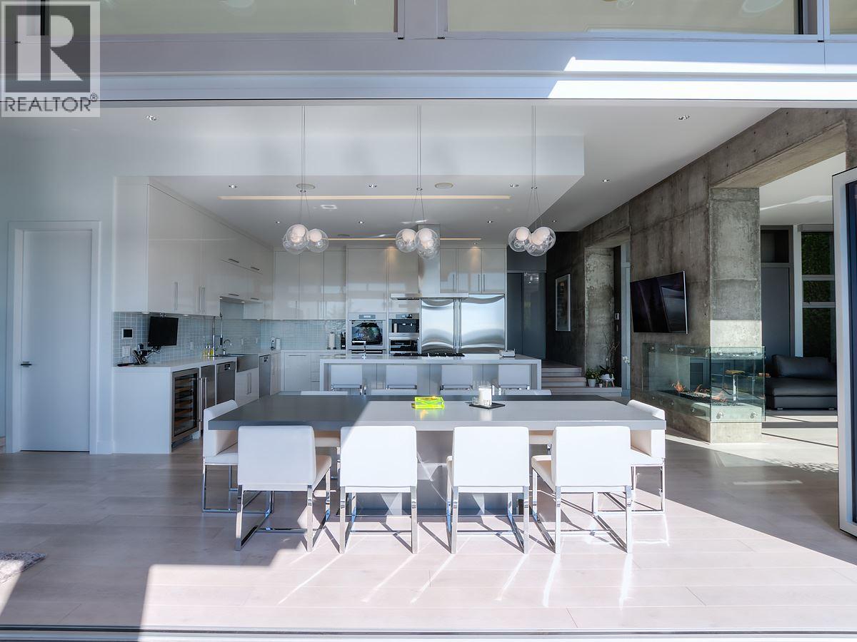 389 N Glynde Avenue, Burnaby, British Columbia  V5B 1H1 - Photo 8 - R3112459