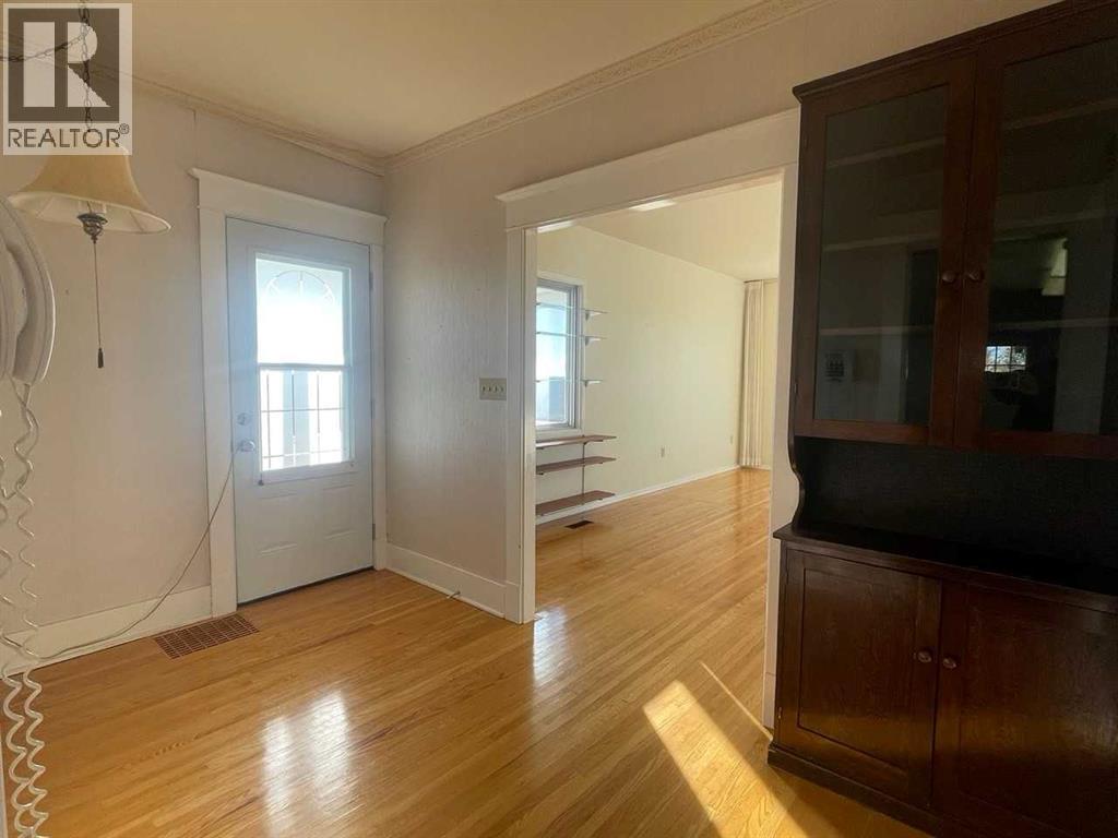 #472018 A&b, Rural Wainwright No. 61, Alberta  T9W 1T4 - Photo 8 - A2263239