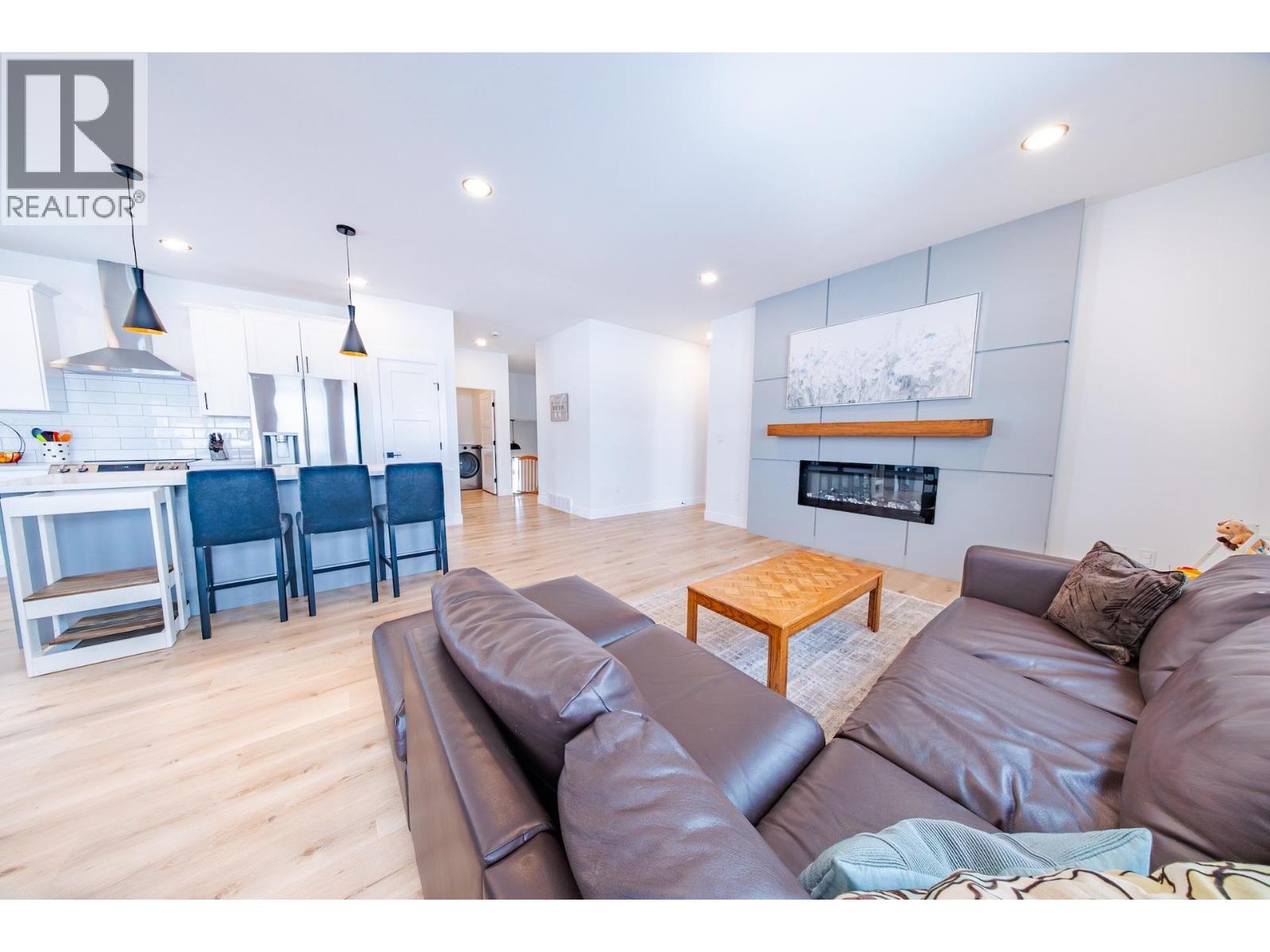 10419 117 Avenue, Fort St. John, British Columbia  V1J 0M8 - Photo 7 - R3112294