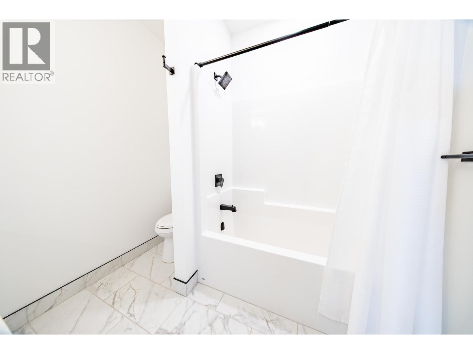 10419 117 Avenue, Fort St. John, British Columbia  V1J 0M8 - Photo 32 - R3112294