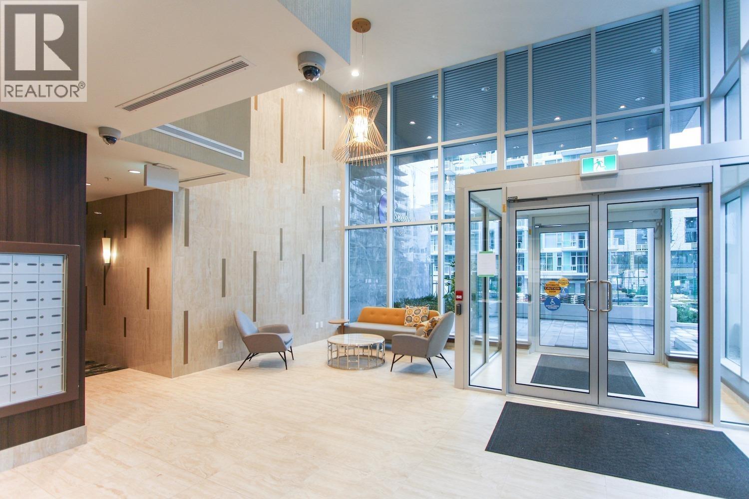 303 185 Victory Ship Way, North Vancouver, British Columbia  V7L 0G2 - Photo 31 - R3112461