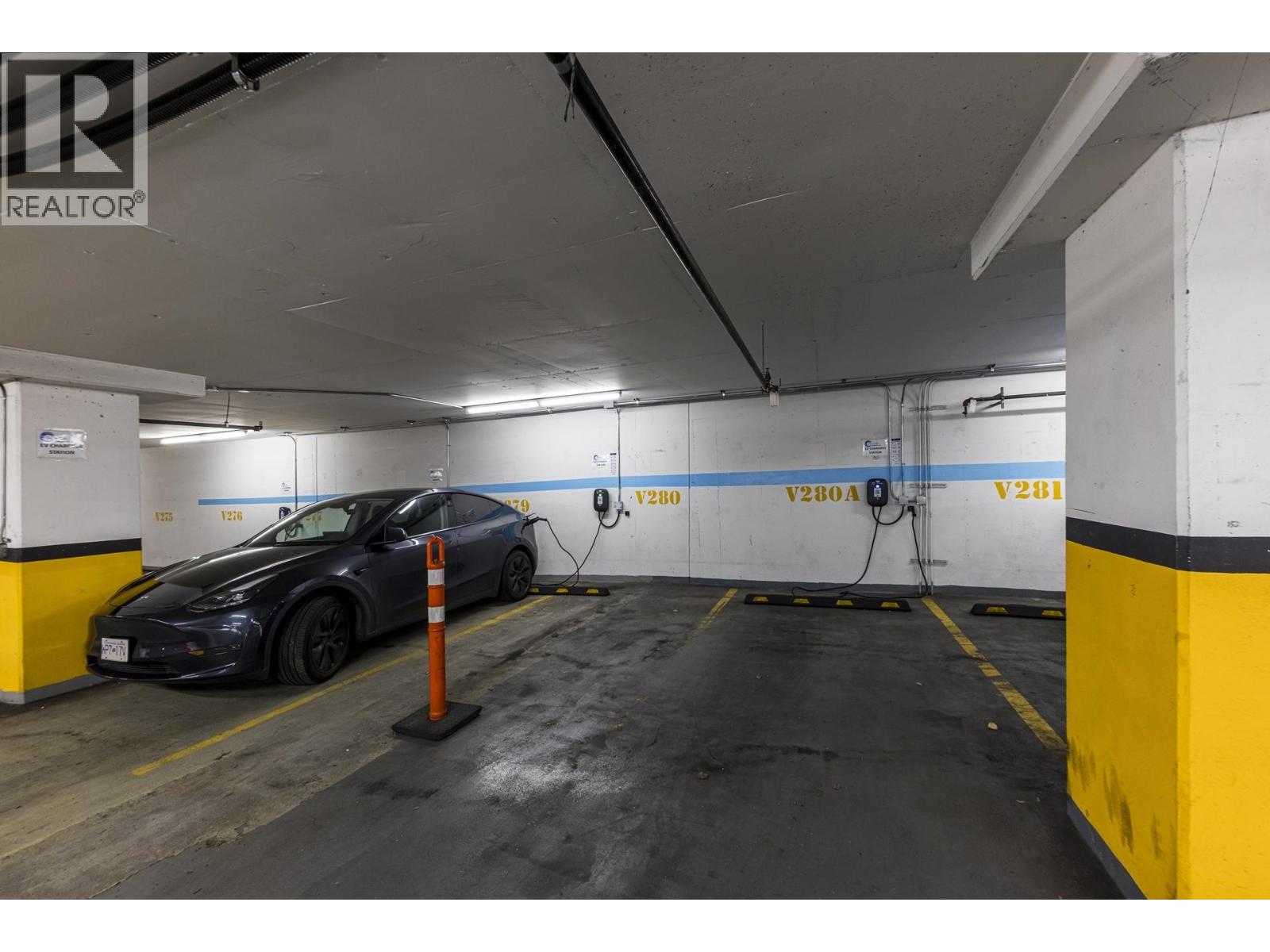 303 185 Victory Ship Way, North Vancouver, British Columbia  V7L 0G2 - Photo 24 - R3112461