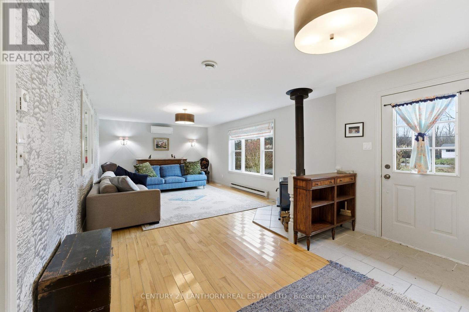 2494 Salem Road, Prince Edward County (Ameliasburg Ward), Ontario  K0K 1T0 - Photo 11 - X13009224