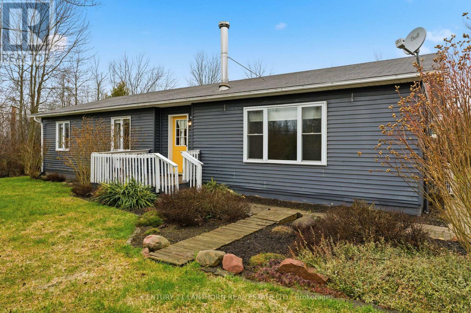 2494 Salem Road, Prince Edward County (Ameliasburg Ward), Ontario  K0K 1T0 - Photo 8 - X13009224