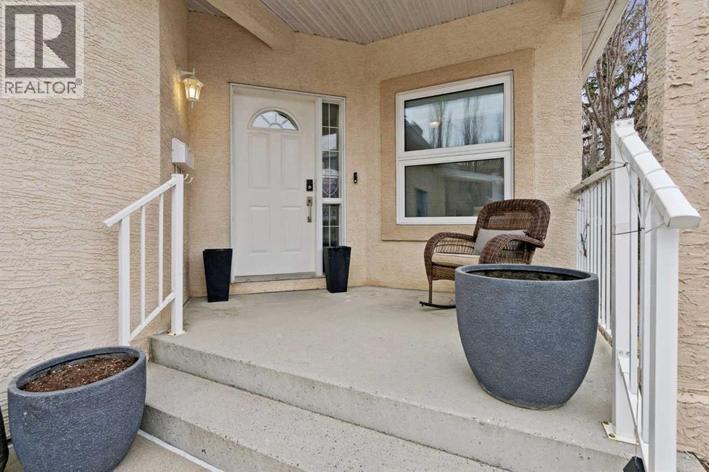 67 Scimitar Heath NW, Calgary, Alberta  T3L 2E1 - Photo 3 - A2301707