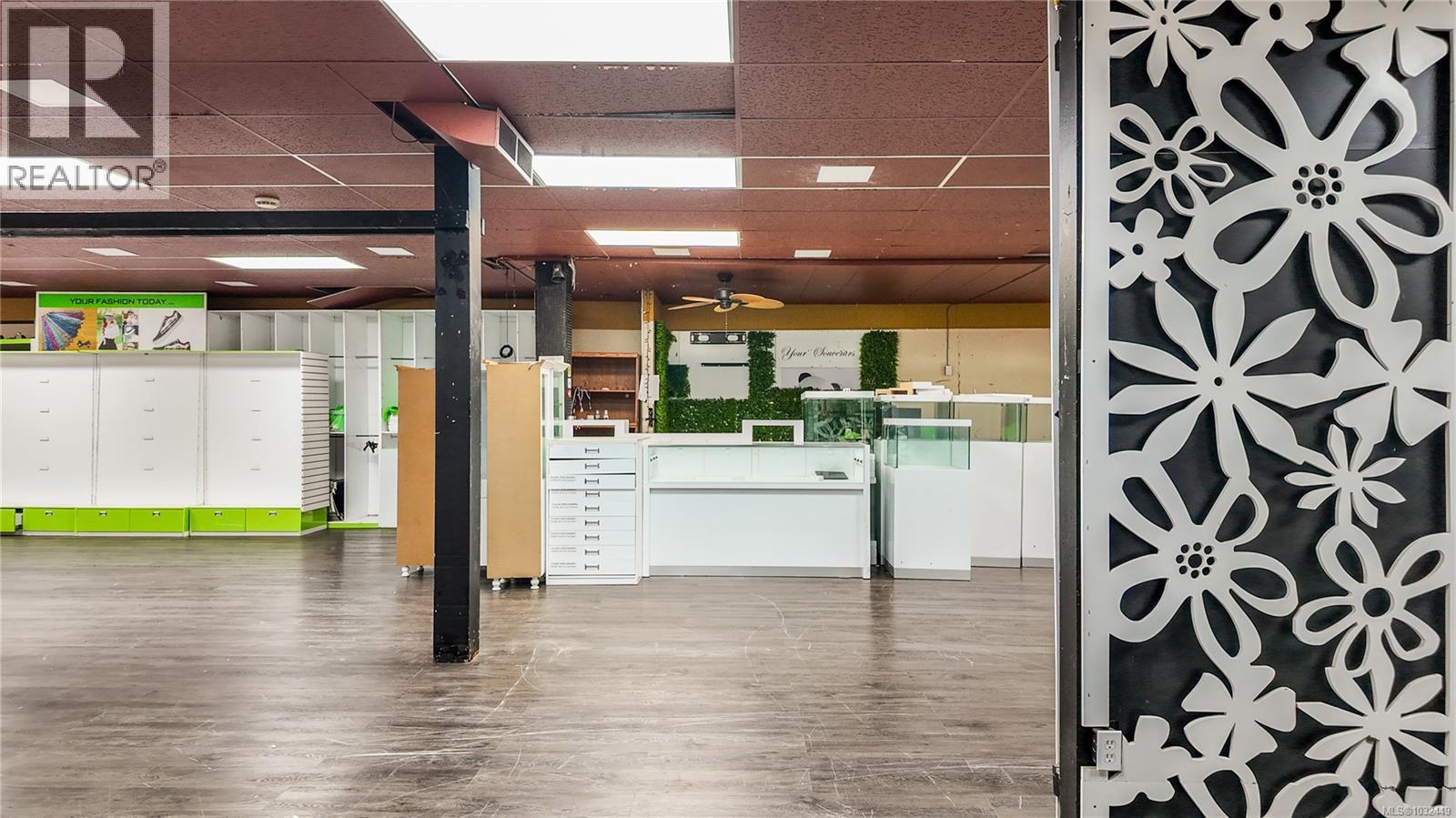 285 5th St, Courtenay, British Columbia  V9N 1J5 - Photo 10 - 1032449