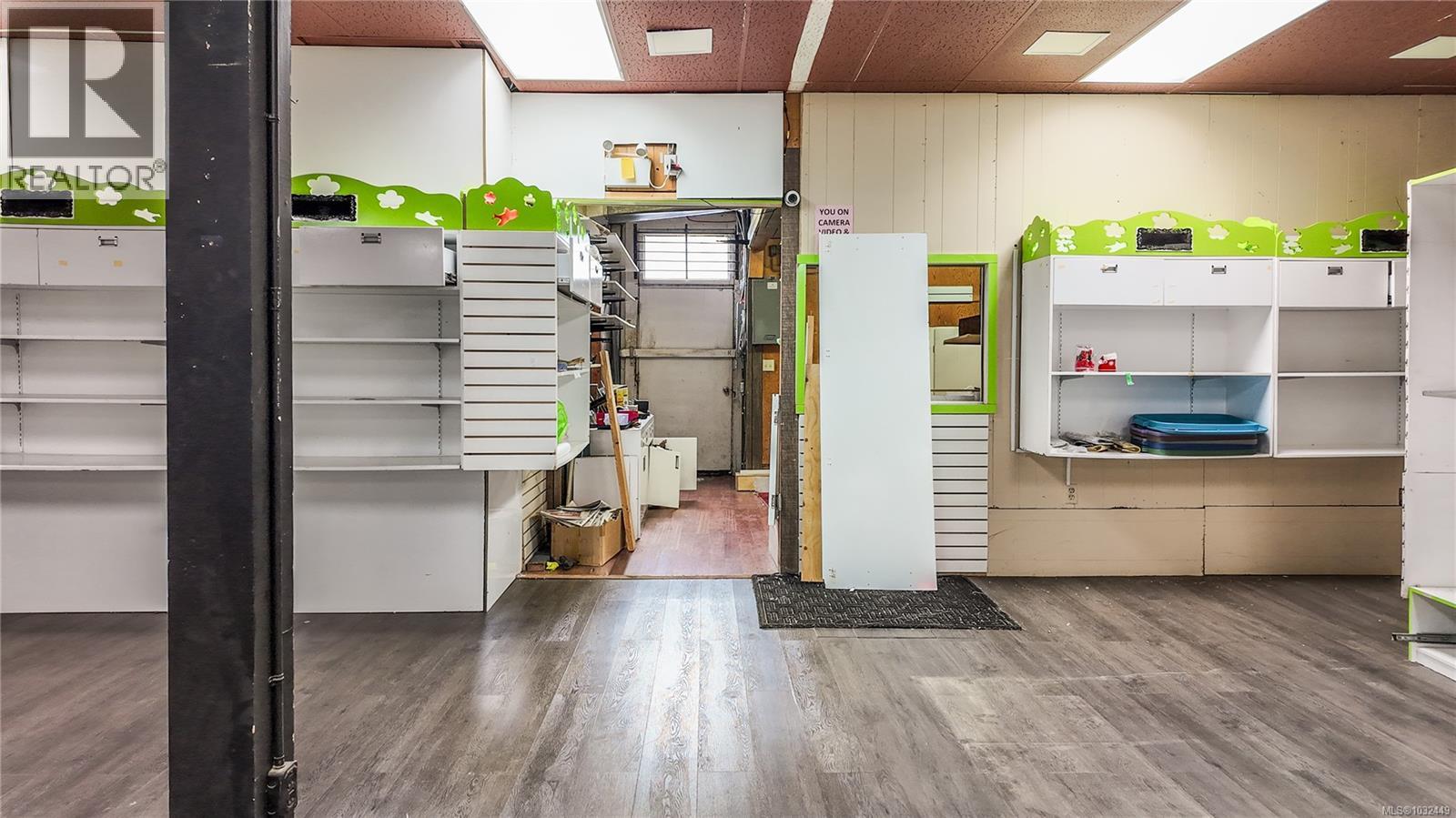 285 5th St, Courtenay, British Columbia  V9N 1J5 - Photo 8 - 1032449