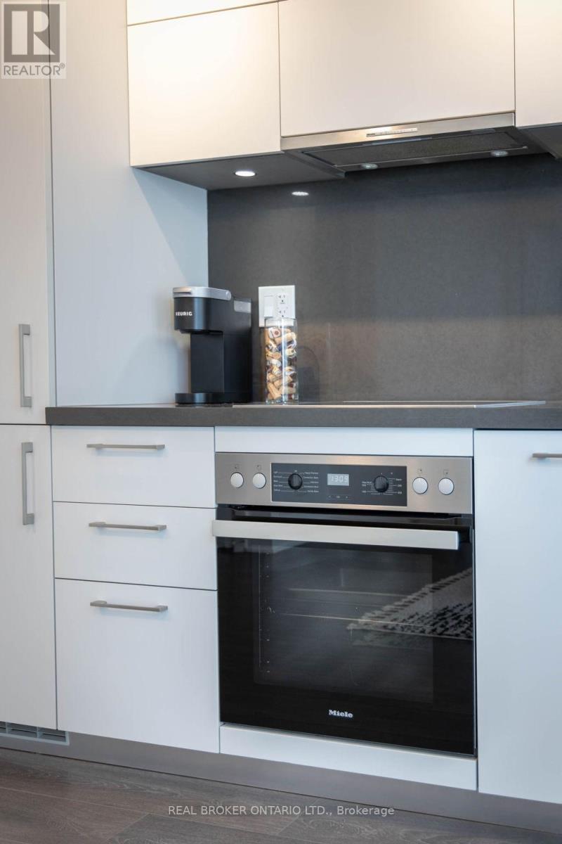 1913 - 188 Cumberland Street, Toronto, Ontario  M5R 2G3 - Photo 12 - C13009252