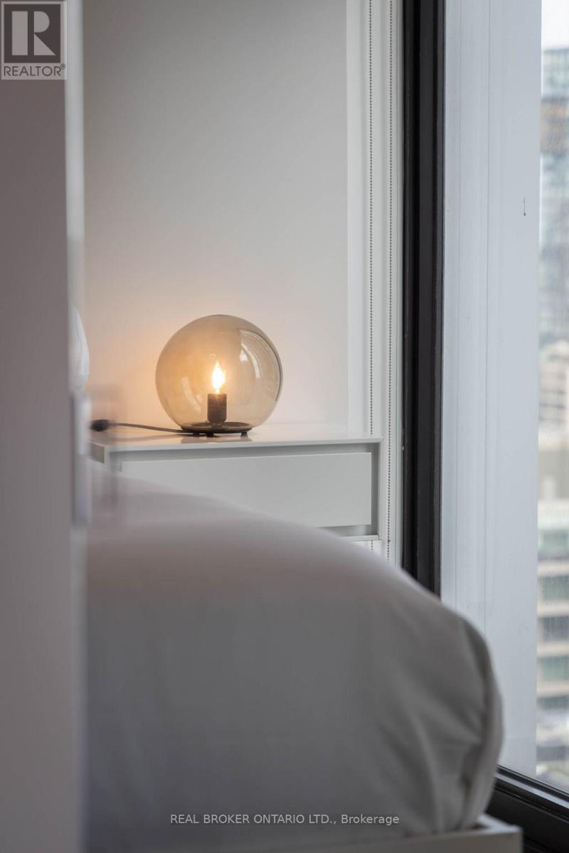 1913 - 188 Cumberland Street, Toronto, Ontario  M5R 2G3 - Photo 21 - C13009252