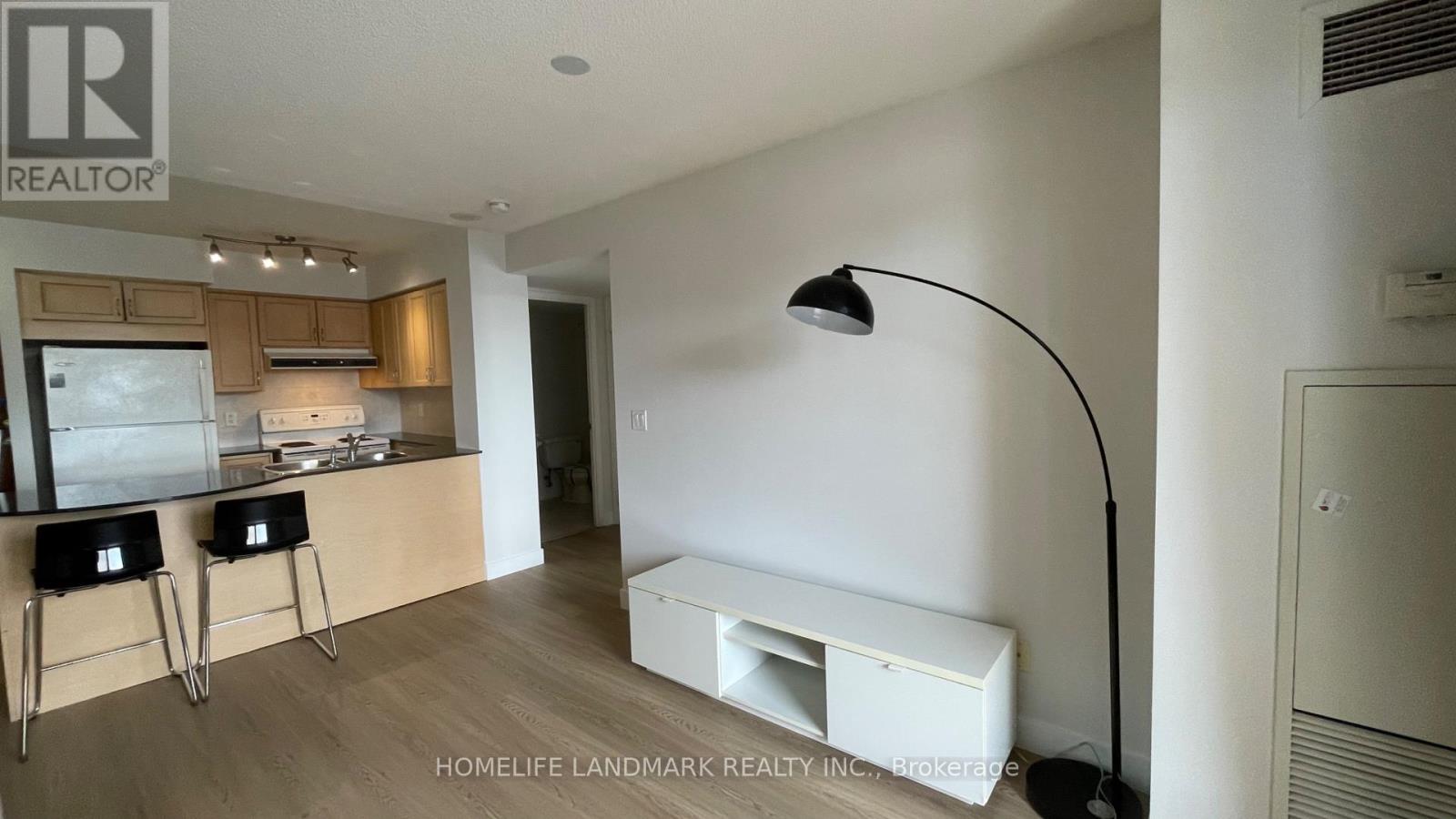 501 - 18 Kenaston Gardens, Toronto, Ontario  M2K 1G8 - Photo 5 - C13009316