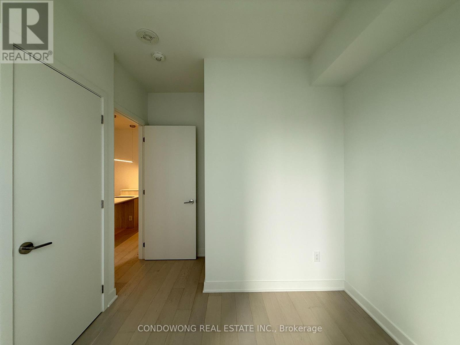 3105 - 11 Yorkville Avenue, Toronto, Ontario  M4W 0B7 - Photo 6 - C13009326