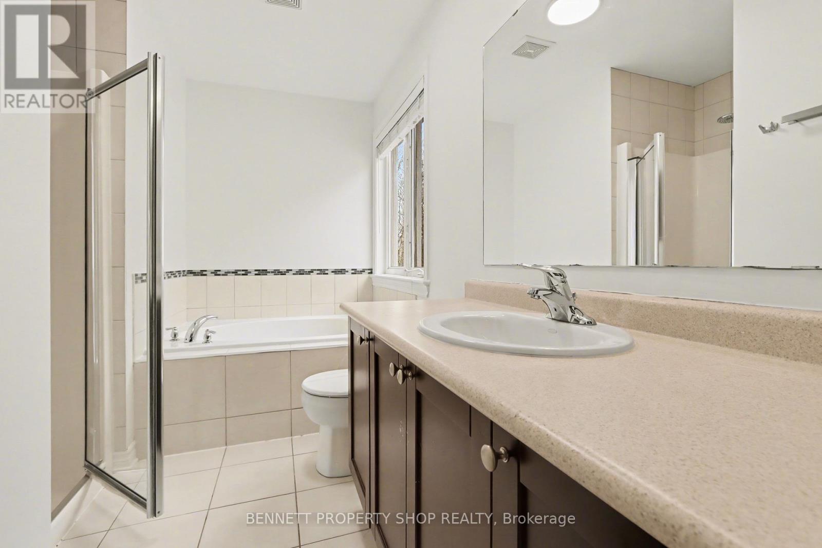 204 Talltree Crescent, Ottawa, Ontario  K2S 0A9 - Photo 8 - X13009254