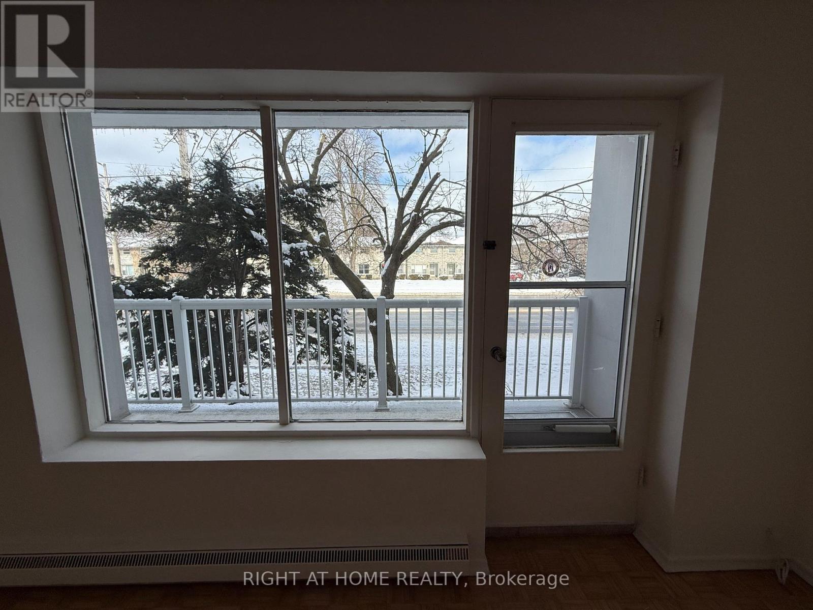 203 - 95 Taunton Road E, Oshawa, Ontario  L1G 3T6 - Photo 7 - E13009256