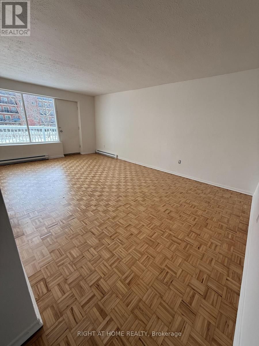 206 - 95 Taunton Road E, Oshawa, Ontario  L1G 3T6 - Photo 5 - E13009314