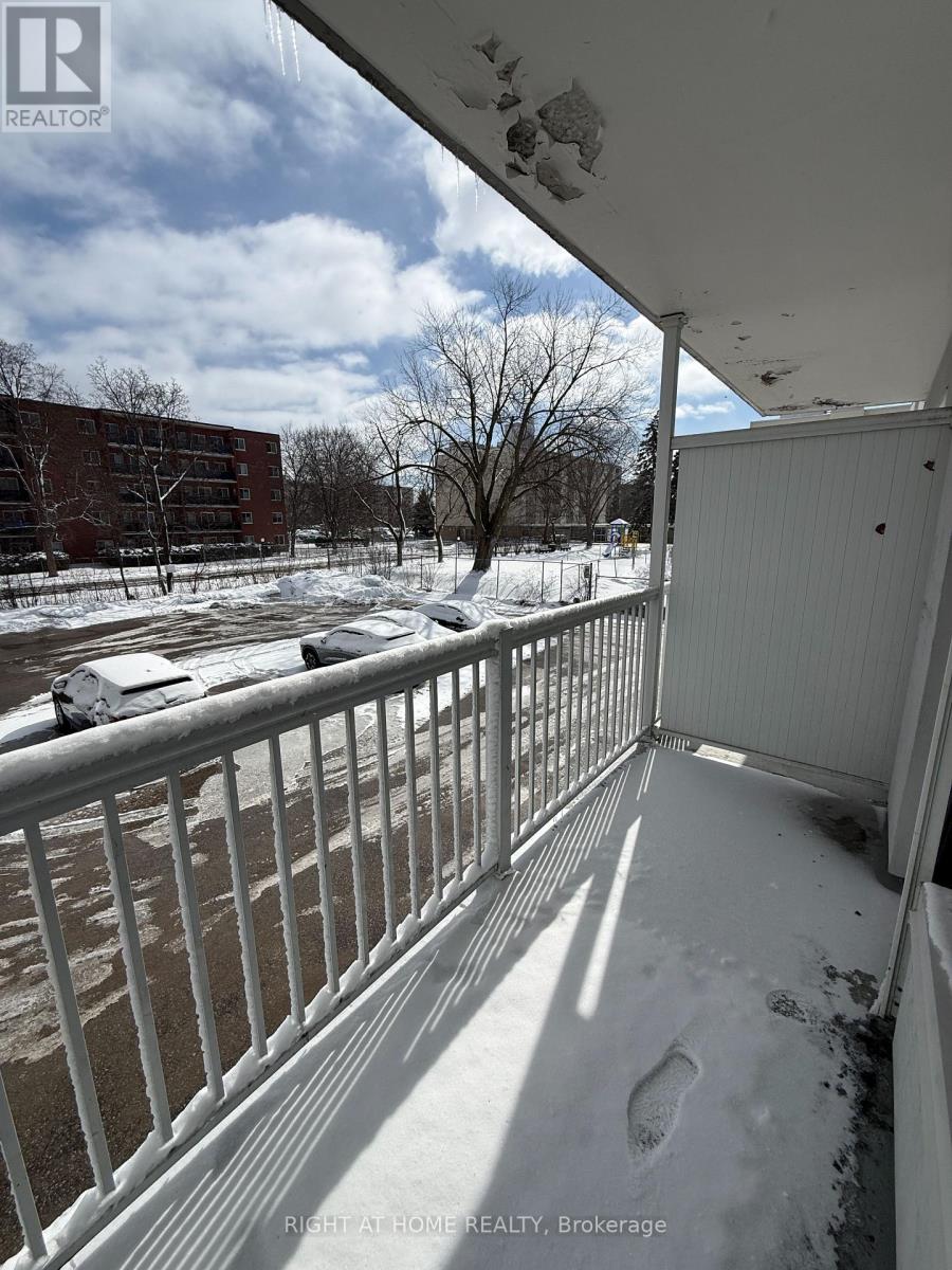 206 - 95 Taunton Road E, Oshawa, Ontario  L1G 3T6 - Photo 8 - E13009314