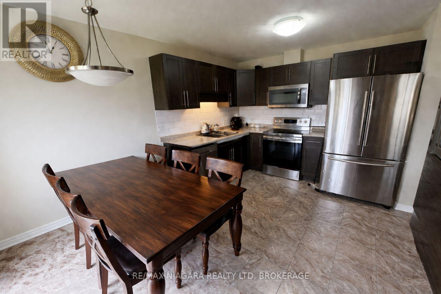 7905 Oldfield Road, Niagara Falls, Ontario  L2G 3J8 - Photo 3 - X13009250