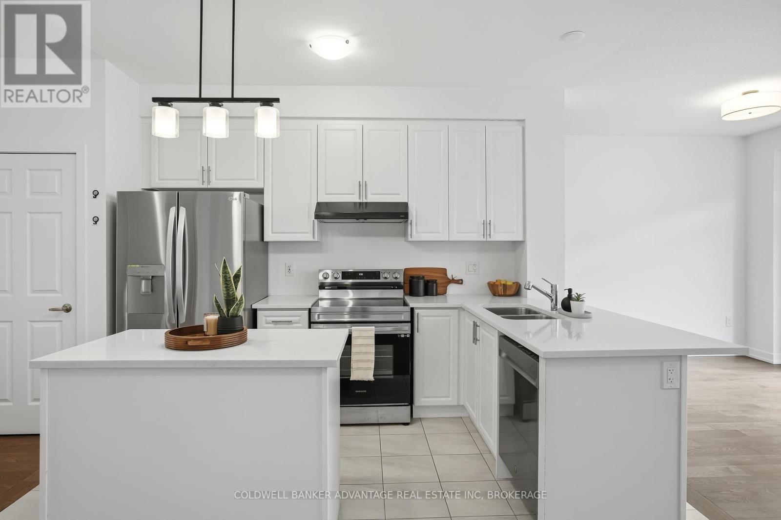 21 Blackberry Lane, Thorold, Ontario  L0S 1K0 - Photo 7 - X13009294