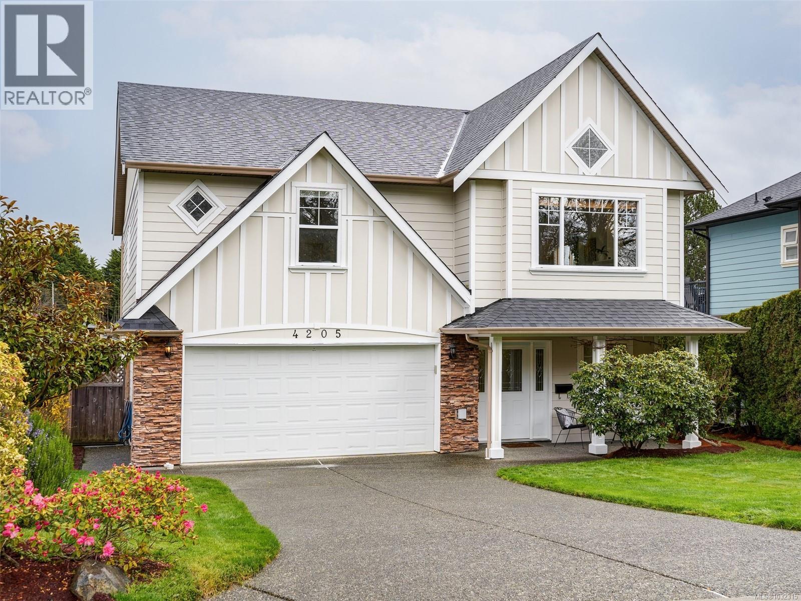 4205 Oakview Pl, Saanich, British Columbia