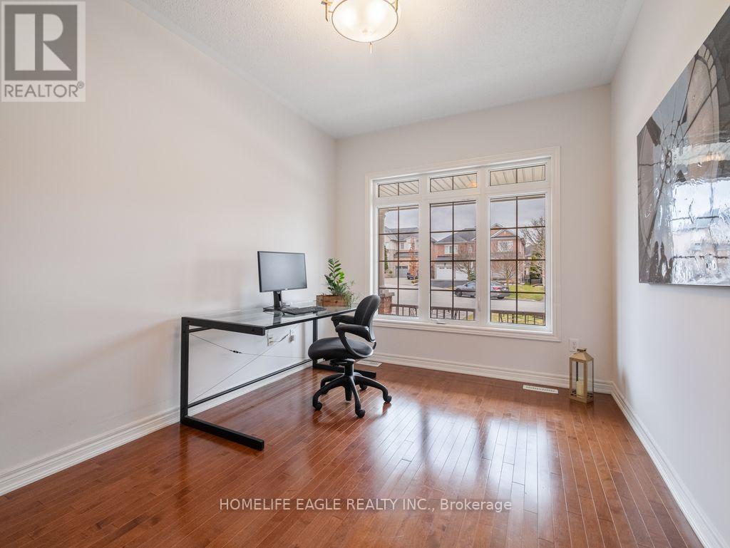 10 Fields Court, Aurora, Ontario  L4G 0J5 - Photo 4 - N13009216