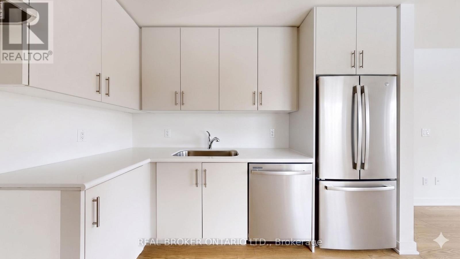 216 - 15100 Yonge Street N, Aurora, Ontario  L4G 4C8 - Photo 4 - N13009268