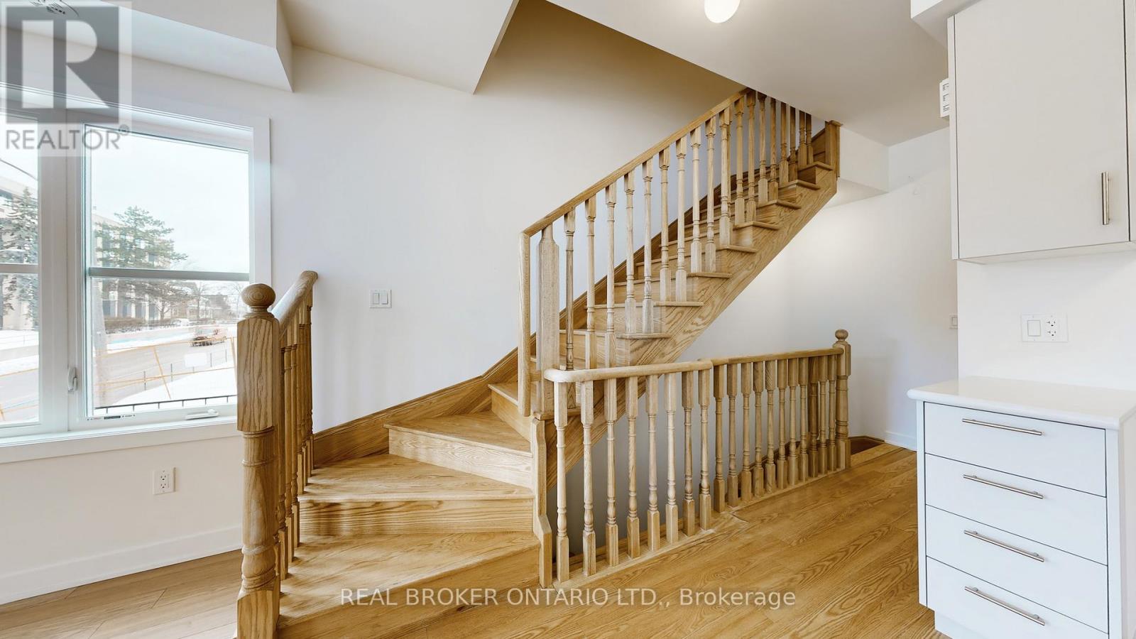 216 - 15100 Yonge Street N, Aurora, Ontario  L4G 4C8 - Photo 9 - N13009268