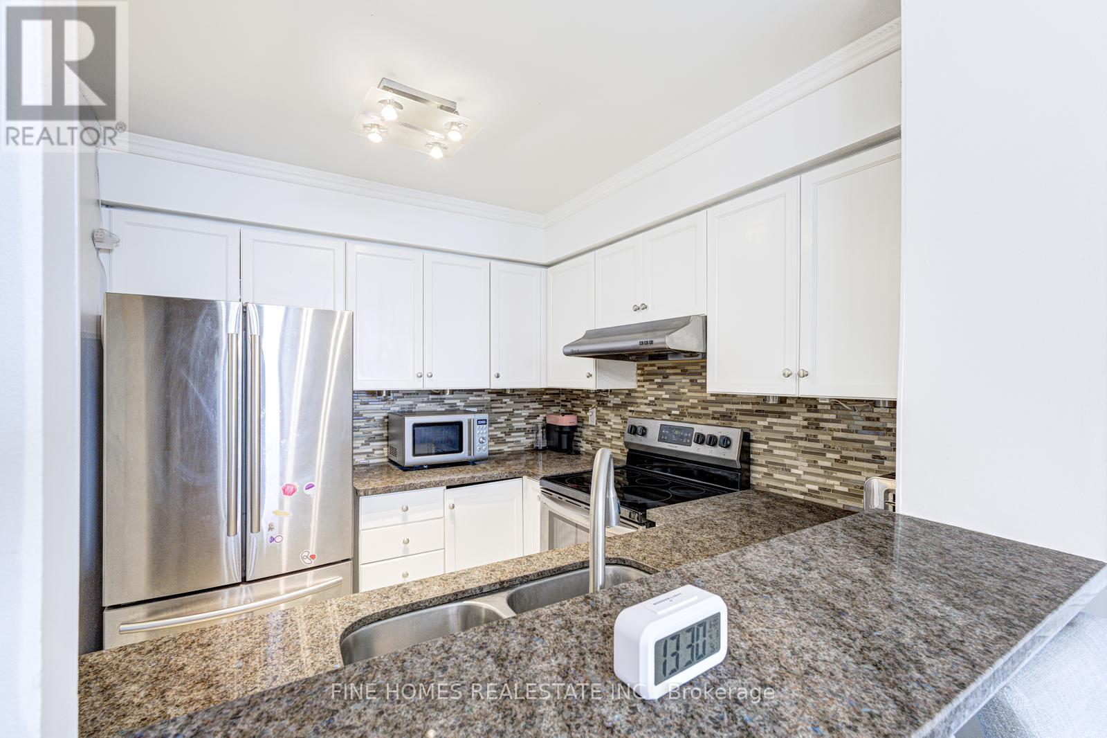 1 Emerald Lane, Vaughan, Ontario  L4J 8N2 - Photo 13 - N13009278