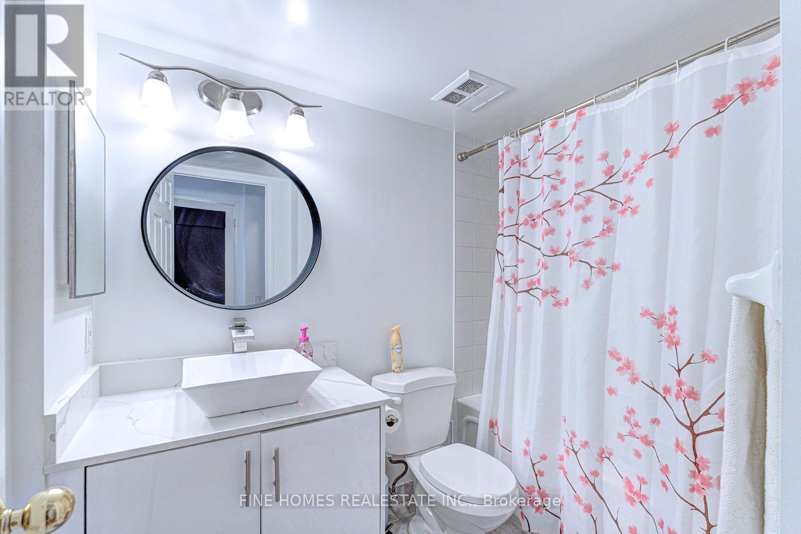 1 Emerald Lane, Vaughan, Ontario  L4J 8N2 - Photo 22 - N13009278